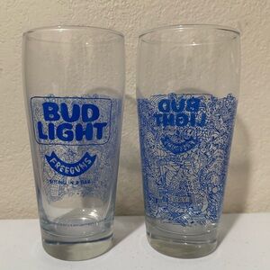 Set of 2 Bud Light Freegums Art Beer Glasses